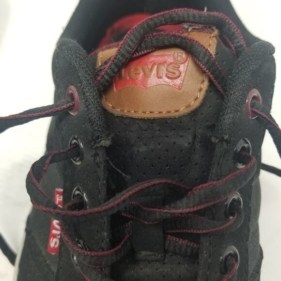 Levi's Men'a Black Low Top Sneakers Size 9.5 - Picture 7 of 8